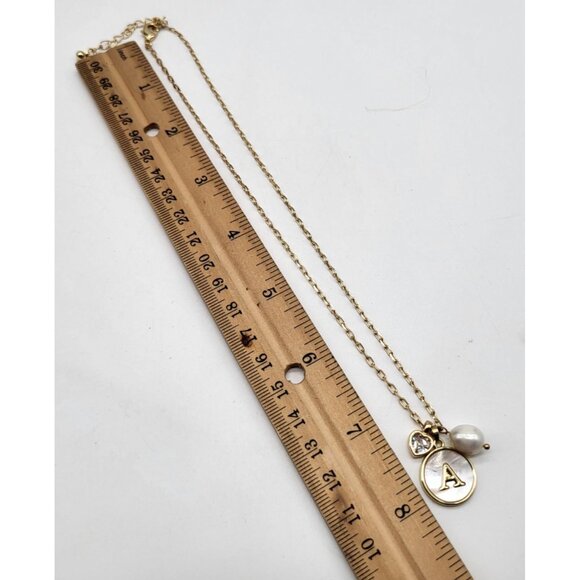 Gold Tone Charm Necklace Inital "A" Mother of Pearl Heart Faux Pearl - Picture 5 of 6